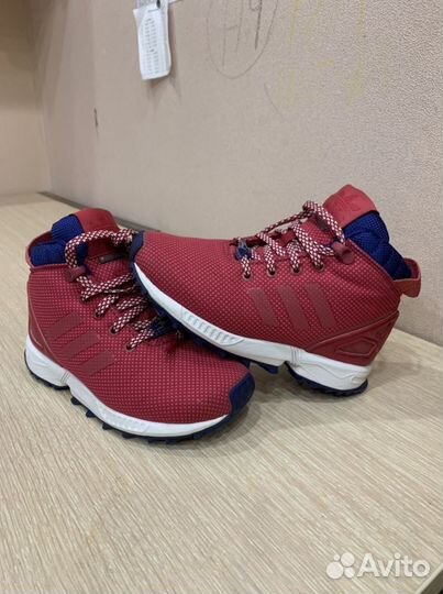Зимние кроссовки adidas