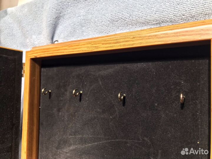 Ключница настенная