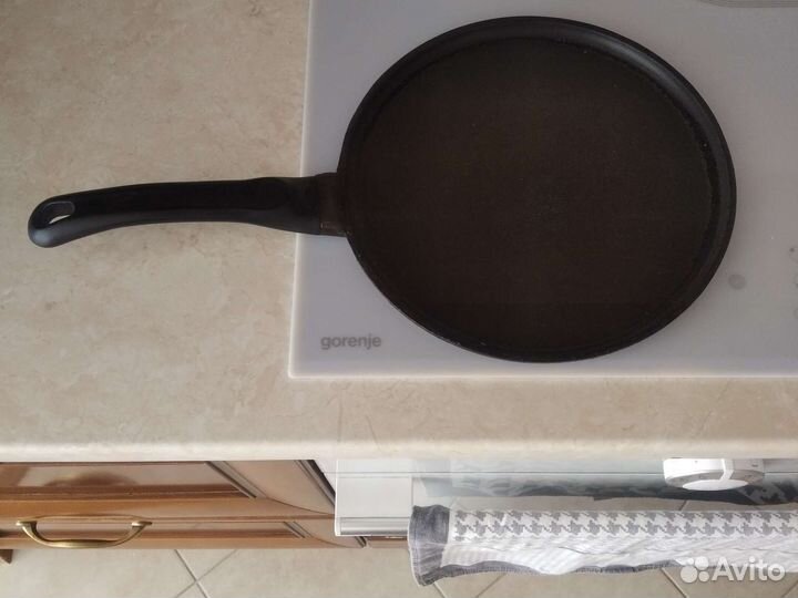 Сковорода блинная Castli