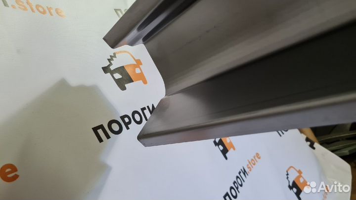 Кузовной порог левый Kia Rio 3