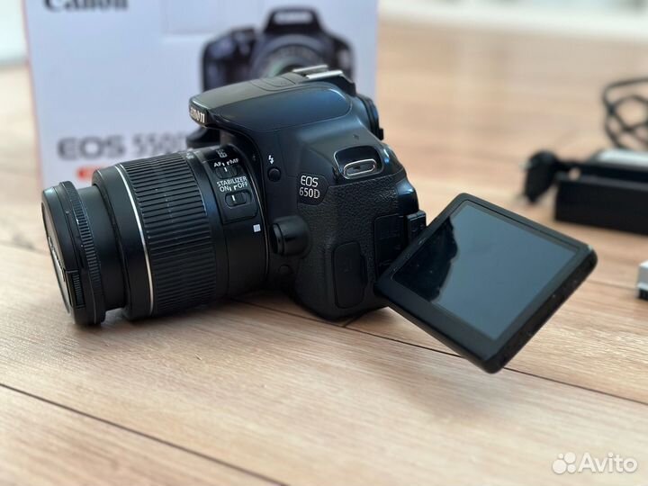 Canon 650D с китовым объектовом 18-55mm