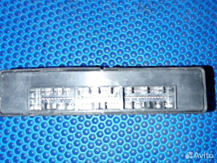 Блок управления двигателем Mitsubishi carisma 1.8