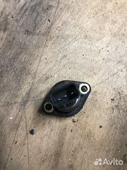 Регулятор давления топлива Nissan skyline v35