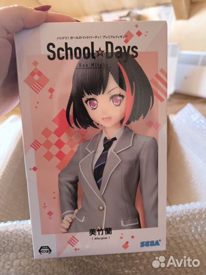 Аниме фигурки в ассортименте