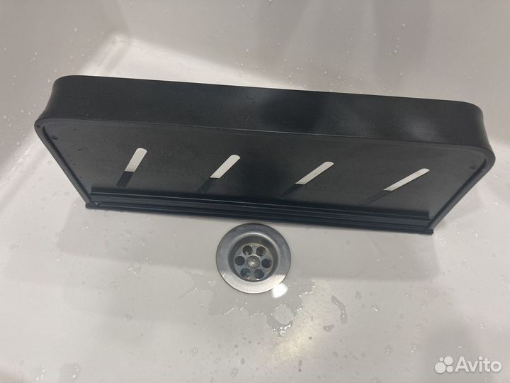 Полка для ванной комнаты