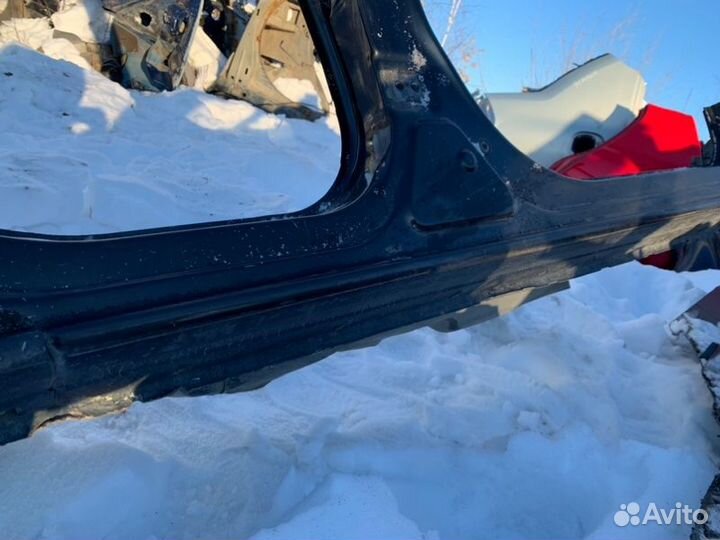 Порог правый Nissan X-Trail T30 QR20DE 2004