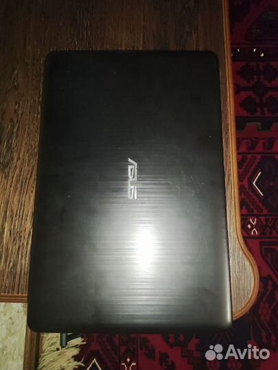 Asus