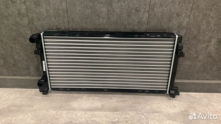 Радиатор охлаждения scoda octavia 2011-2020