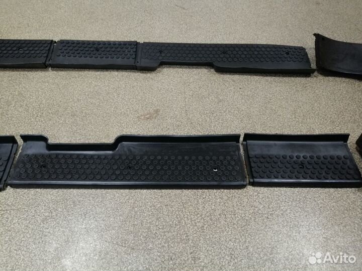 Накладки на пороги УАЗ Патриот до 2014 года