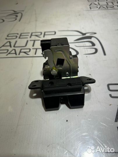 Замок крышки багажника Kia Ceed ED G4FA 2010
