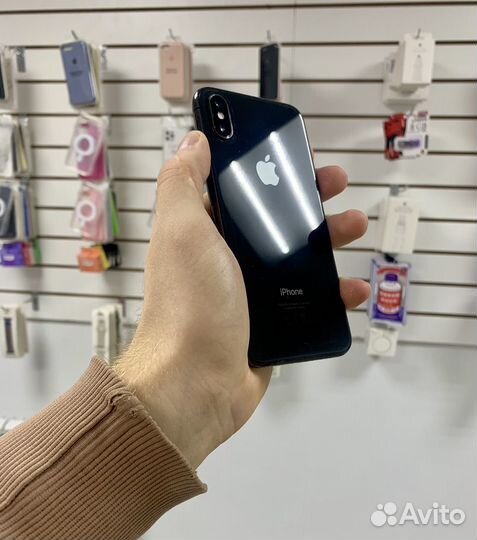 iPhone X, 64 ГБ