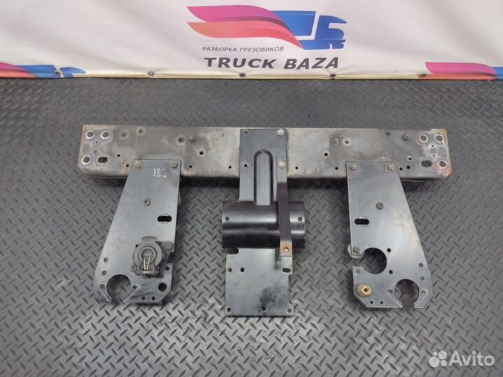 1699955 Кронштейн перекидок Daf XF105