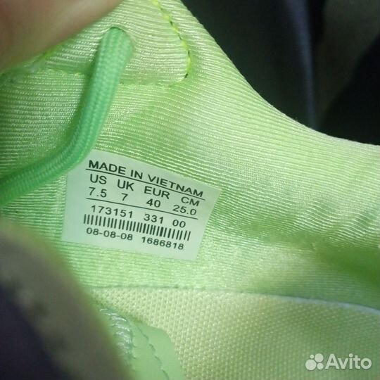 Кроссовки adidas 39размер