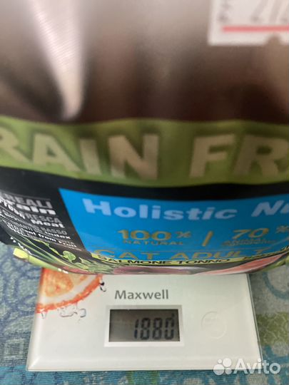 Продам корм для кошек