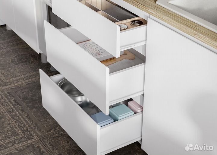 Кухня белая