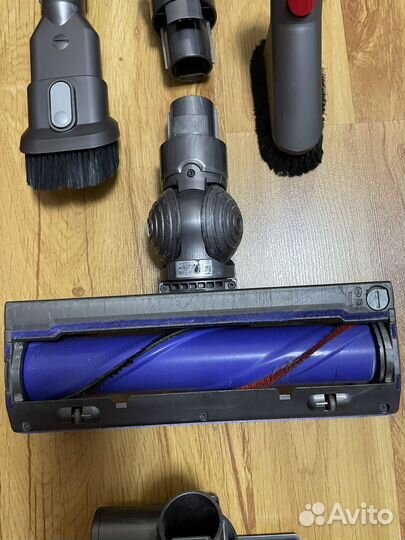 Dyson V7 (не работает)