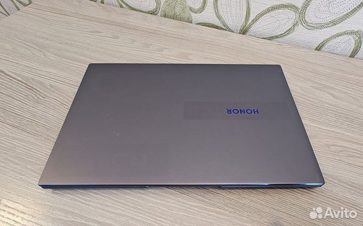 Huawei matebook d14 ryzen 5 3500u/8gb/512 ssd