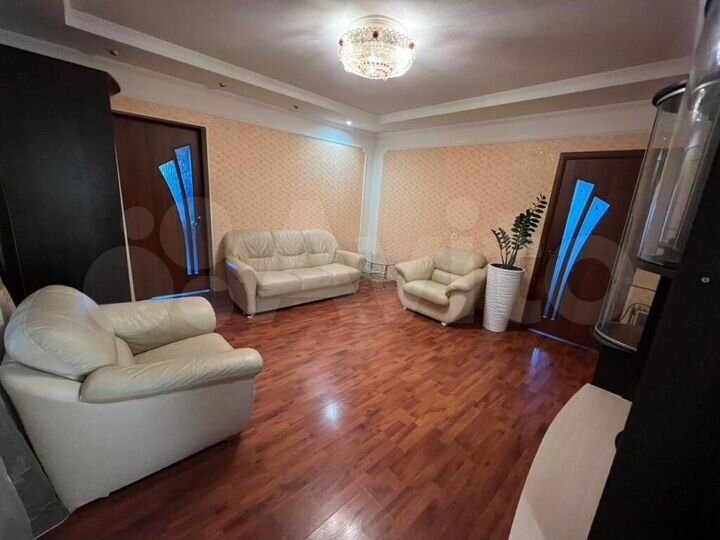 Дом 230 м² на участке 10 сот.