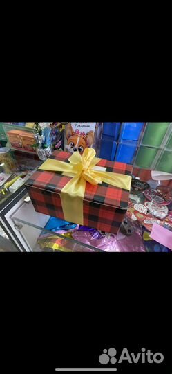 Коробка подарочная