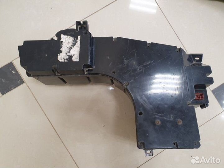 Сабвуфер Audi A6 C5 AGL 1998