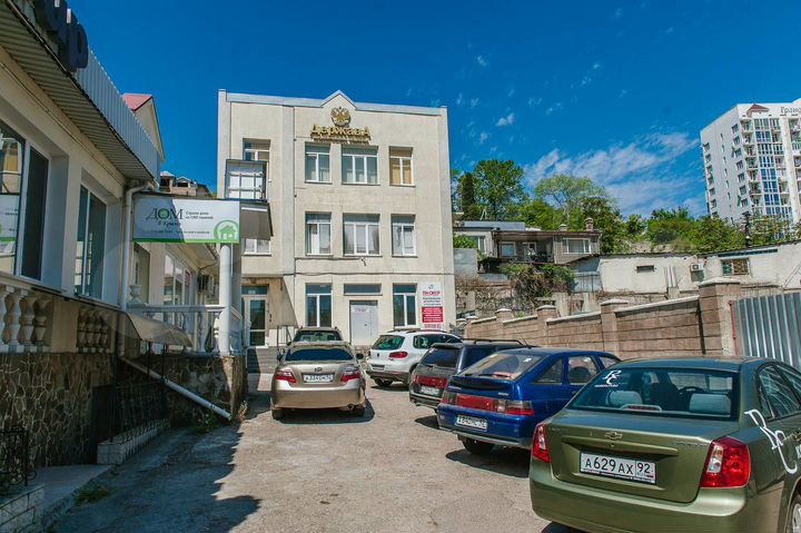 Комфортный офис 4 кабинета в центре города с парко