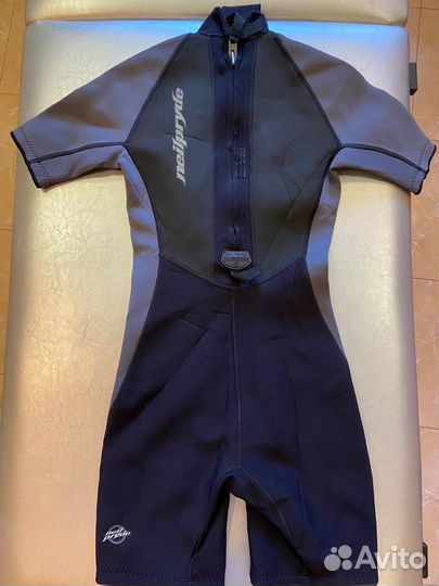Гидрокостюм