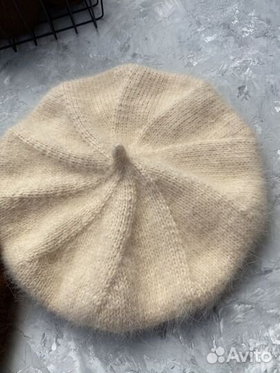 Берет вязаный
