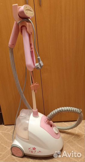 Отпариватель и утюг