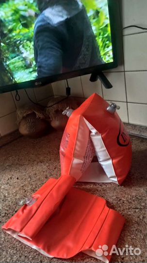 Нарукавники для плавания