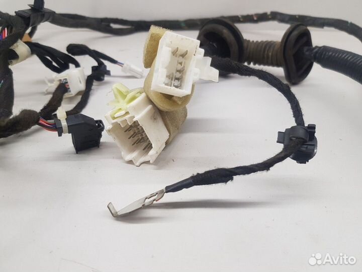 Электропроводка двери (передней левой)