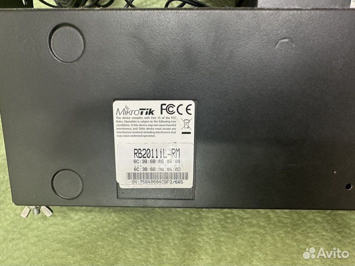 Mikrotik rb2011uais+RM