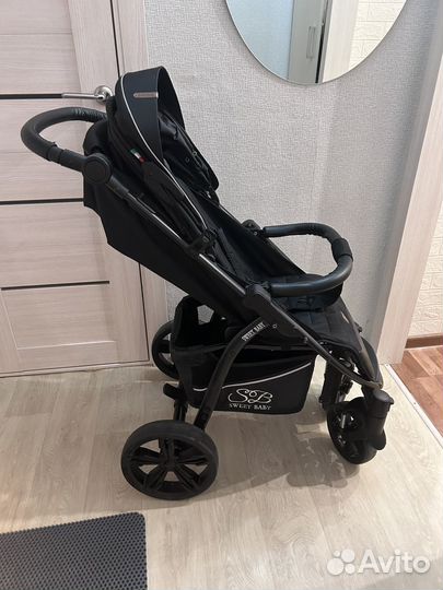 Прогулочная коляска