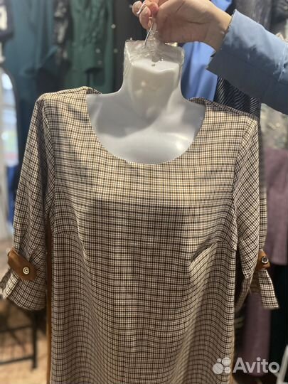 Продаю новое платье