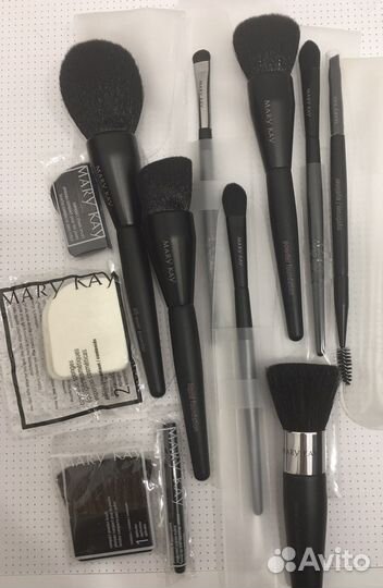 Кисти для макияжа новые