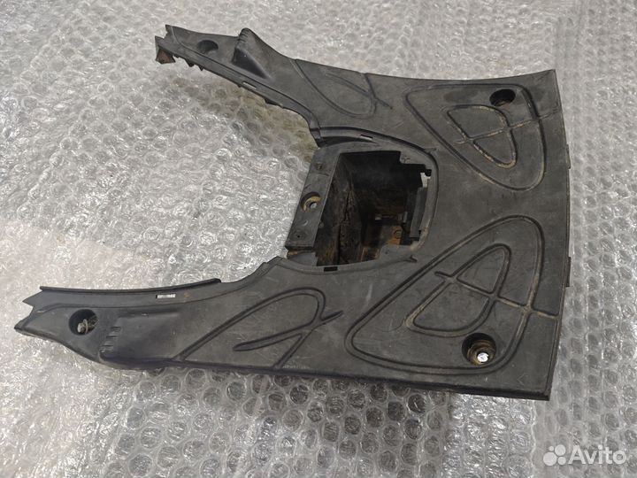 Пластик пол Yamaha Grand Axis 100