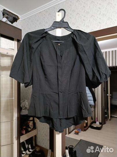 Шелковые блузки и юбки