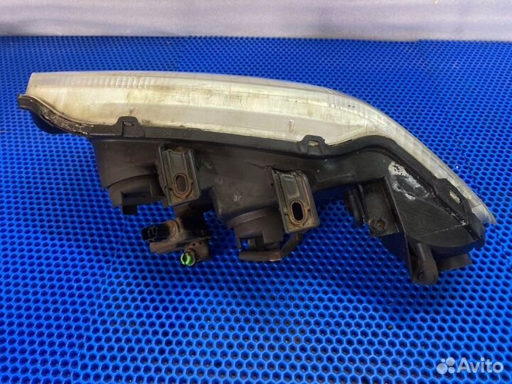 Фара галогеновая передняя правая Rover 400