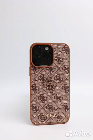 Чехол Guess на iPhone