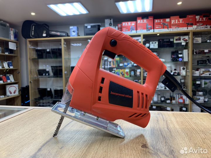 Электрический лобзик Gvag05-W