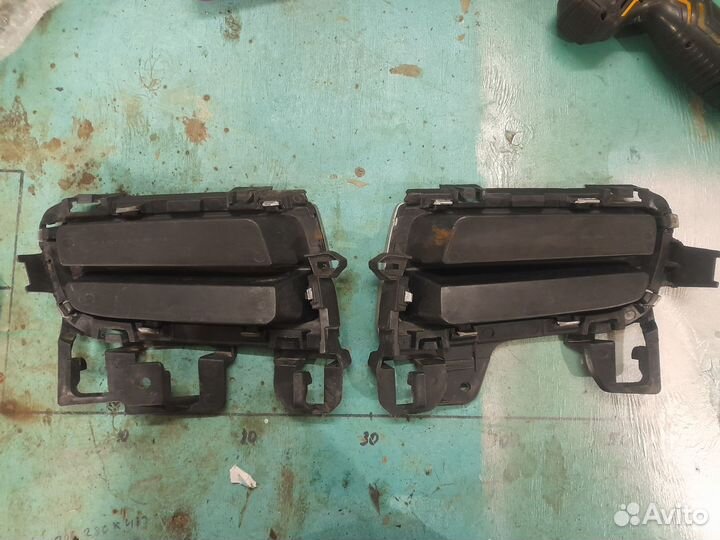 Решётка, заглушка птф (противотуманных фар)