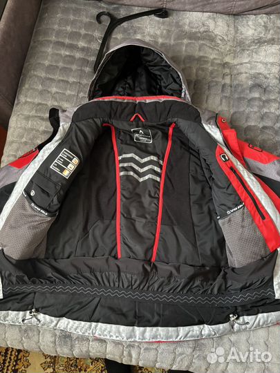 Куртка спортивная