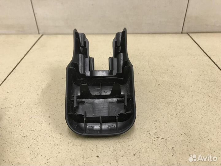 Накладка (кузов внутри) RAV 4 2006-2013