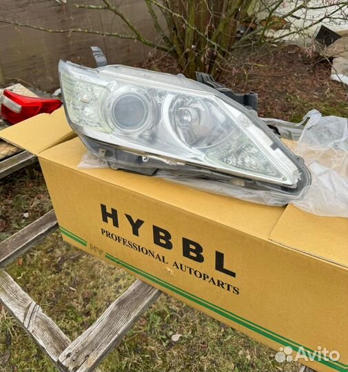 Фара Toyota Camry v 50 оригинал(левая, правая)