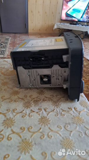 Магнитола на mercedes GL 164