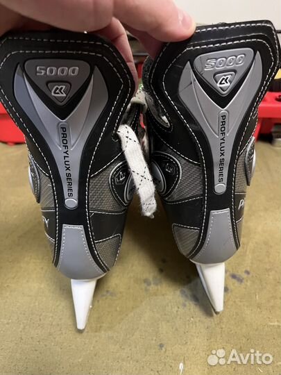 Коньки хоккейные 37 размер