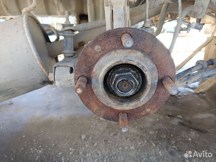 Задняя ступица hyundai accent 1