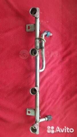 Топливная рампа Opel Vectra C 1.8