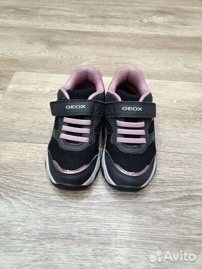 Кроссовки Geox 26 разм