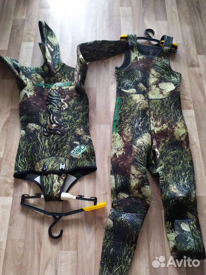 Гидрокостюм