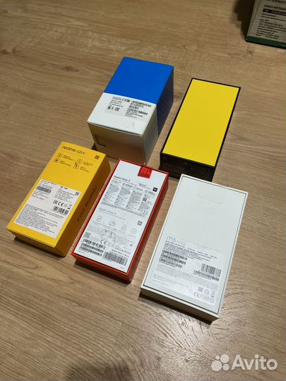 Коробки от/для смартфонов